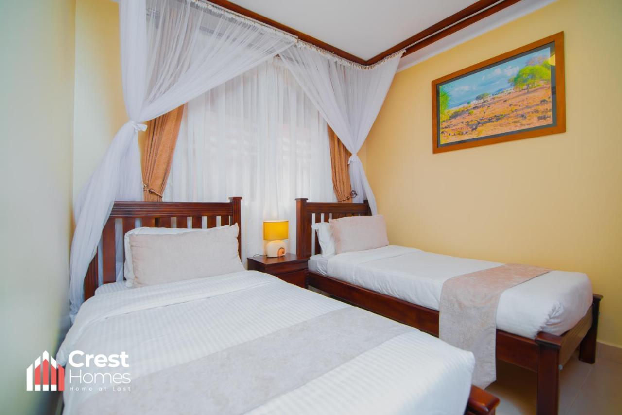 Crest Homes Uganda Kitende Екстер'єр фото