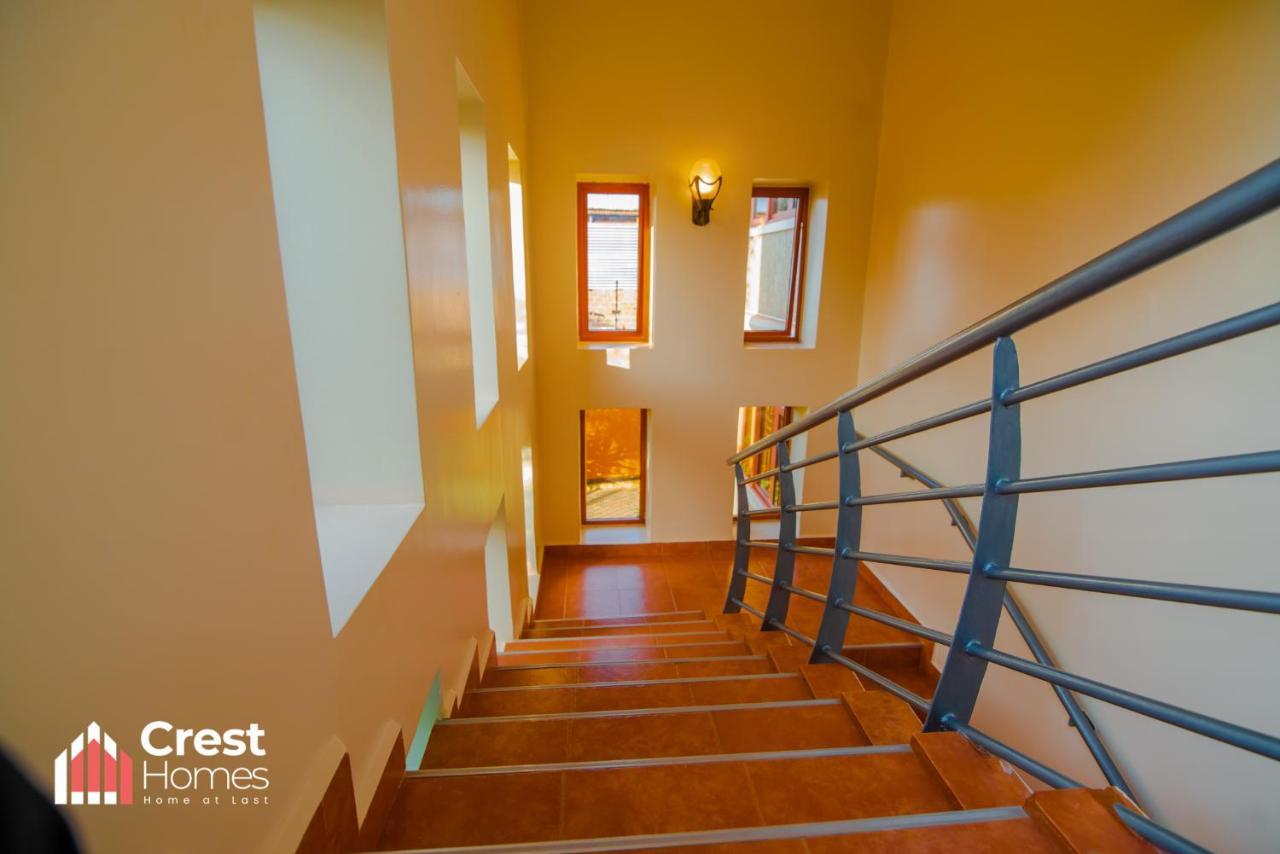 Crest Homes Uganda Kitende Екстер'єр фото