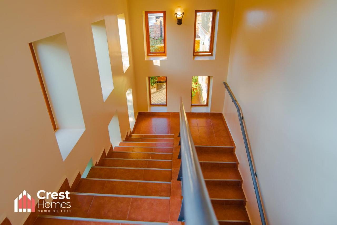 Crest Homes Uganda Kitende Екстер'єр фото